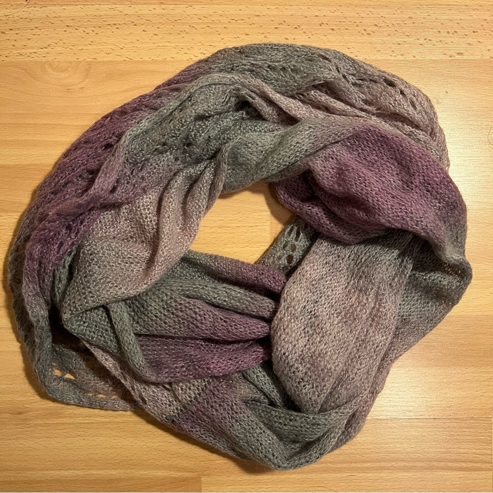 Y2K Purple Grey Ombre Knit Infinity Scarf Urban Outfitters Staring at Stars OS